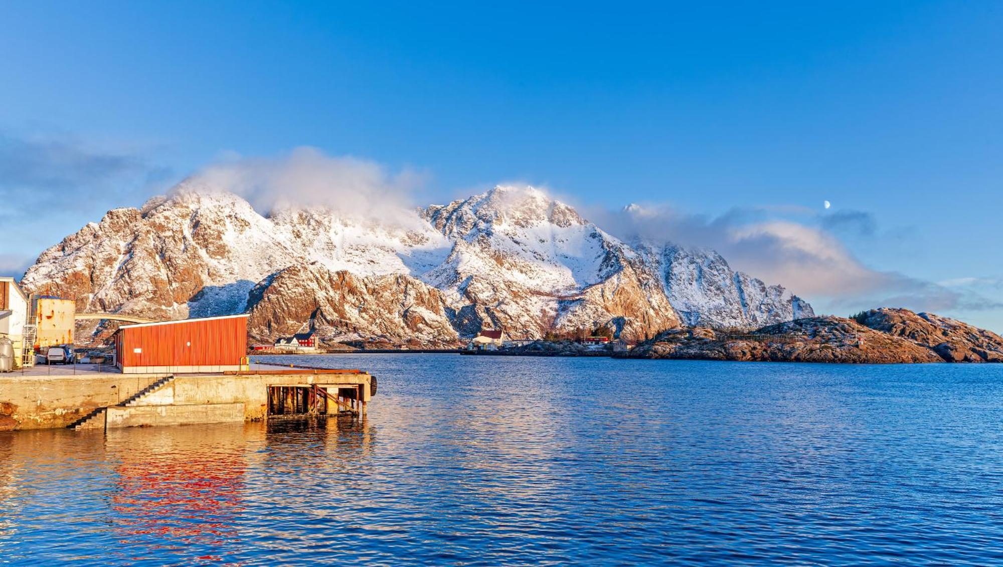 Henningsvaer Lofoten New Apartment エクステリア 写真